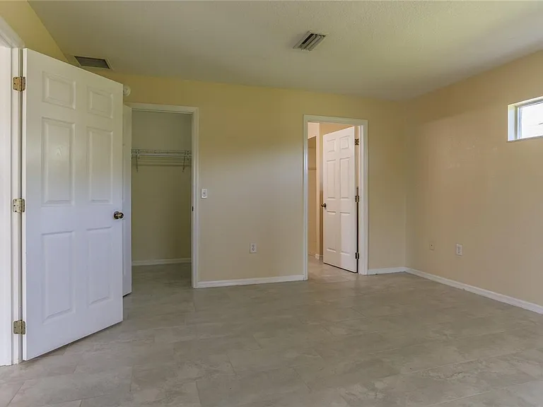 4691 SW 129th Pl — Photo 9