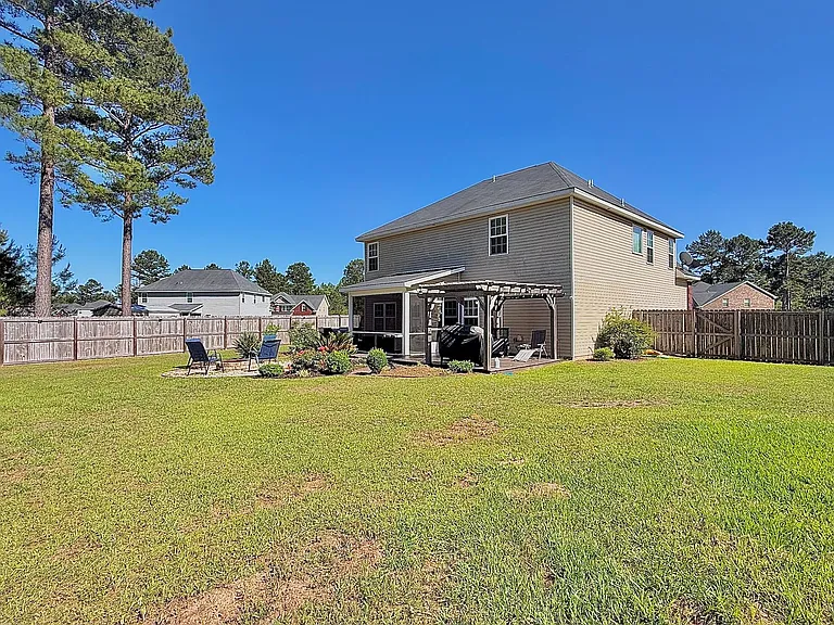 44 NE Mount Vernon Ter — Photo 12