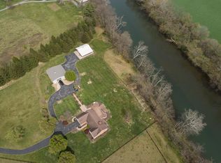 1374 River Rd, Elkton, VA 22827