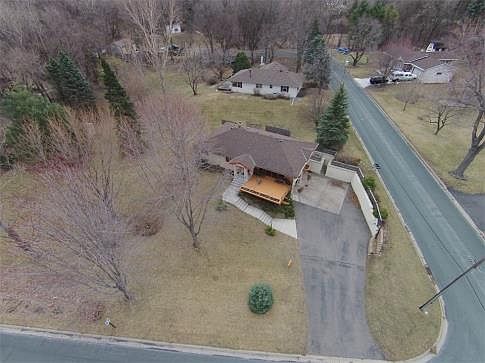 2nd image of 1666 Mayfield Heights Rd