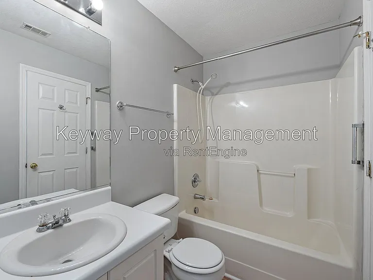 107 Stonington Ln SW — Photo 16