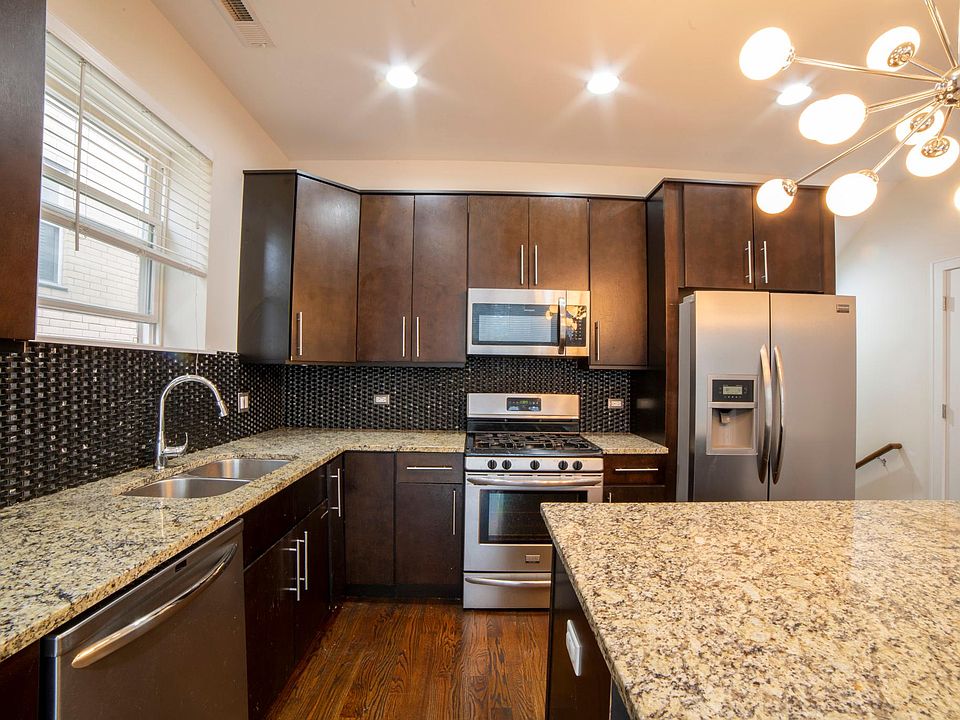 1st image of 3634 W Montrose Ave APT 2W