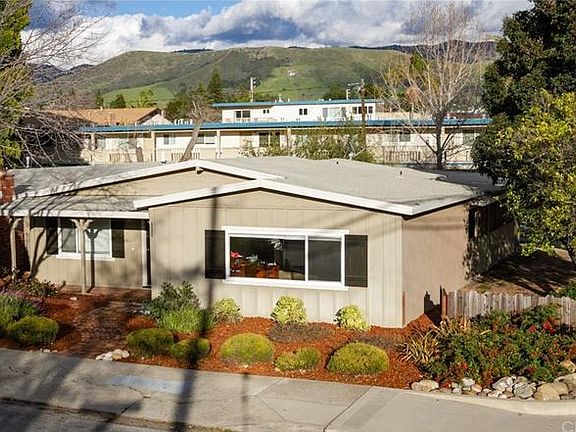 2nd image of 111 Cuesta Dr