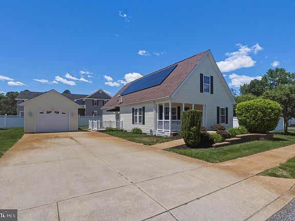3rd image of 91 Reagan Ct