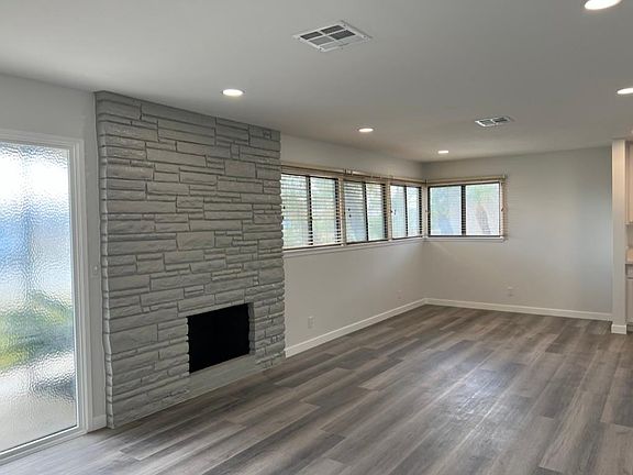 3rd image of 6771 San Diego Dr