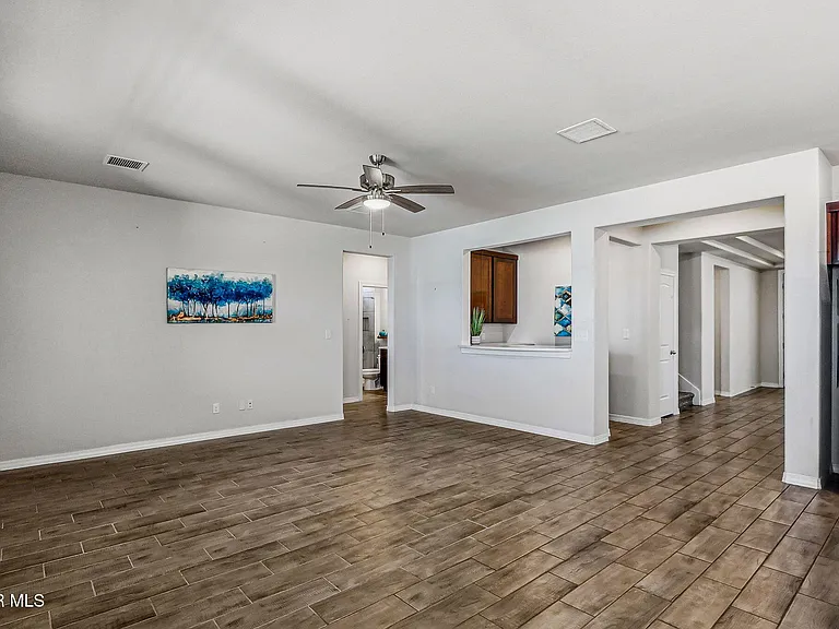 7509 Enchanted Park Dr — Photo 23