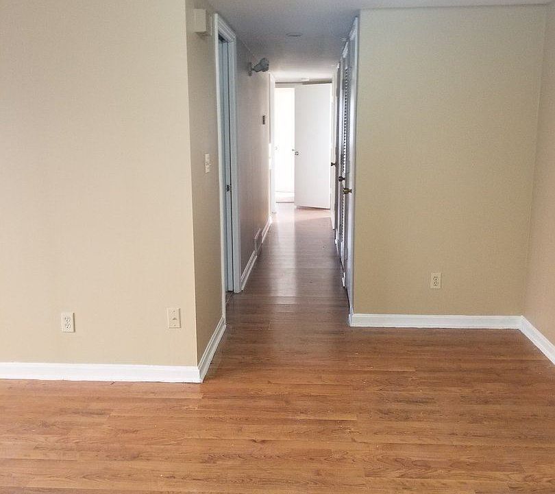 1st image of 310 N Hite Ave APT 6