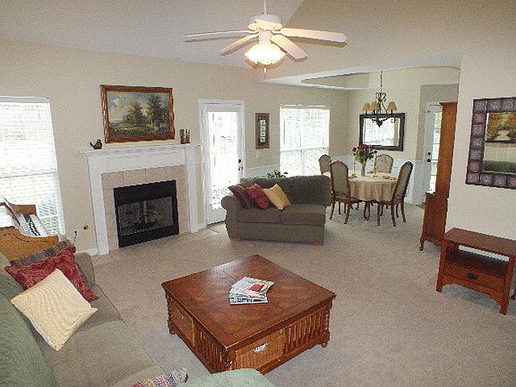 4th image of 119 Royal Pine Dr