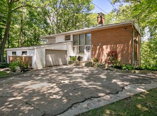 2125 Greenview Ct SW, Wyoming, MI 49519