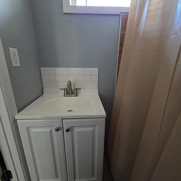 1312 E Taylor St — Photo 6