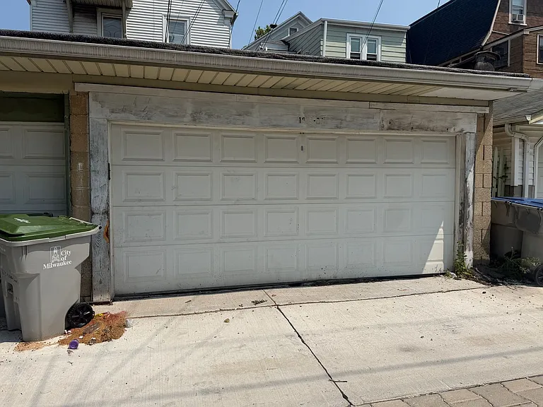 1675 N Marshall St — Photo 13