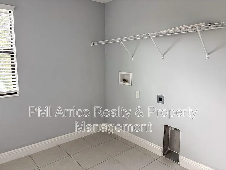 12860 Satin Lily Dr — Photo 58