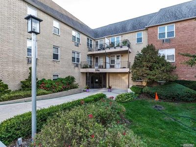 596 Broadway #15A, Lynbrook, NY, 11563