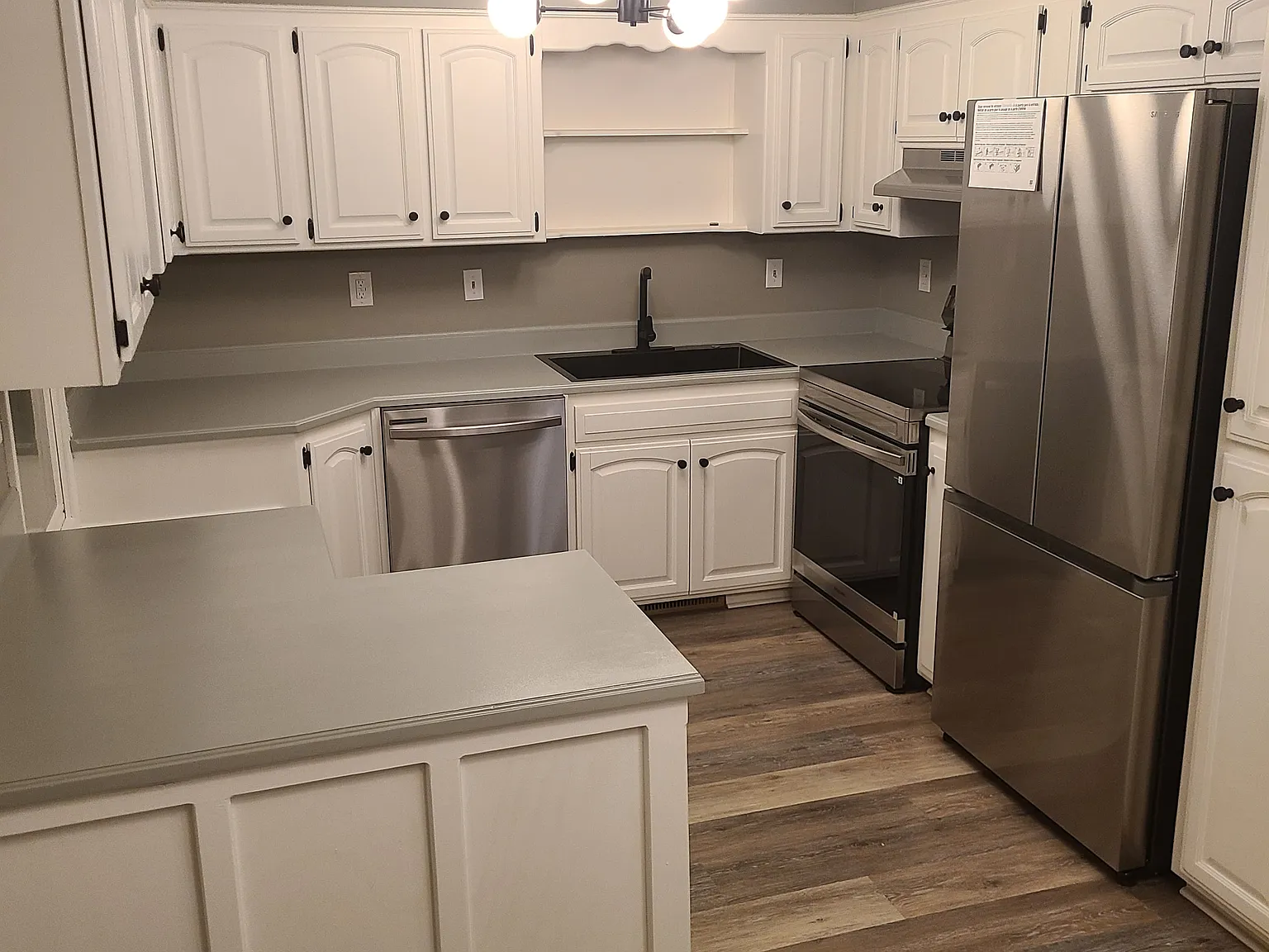 2651 S Glenview Ave — Photo 1