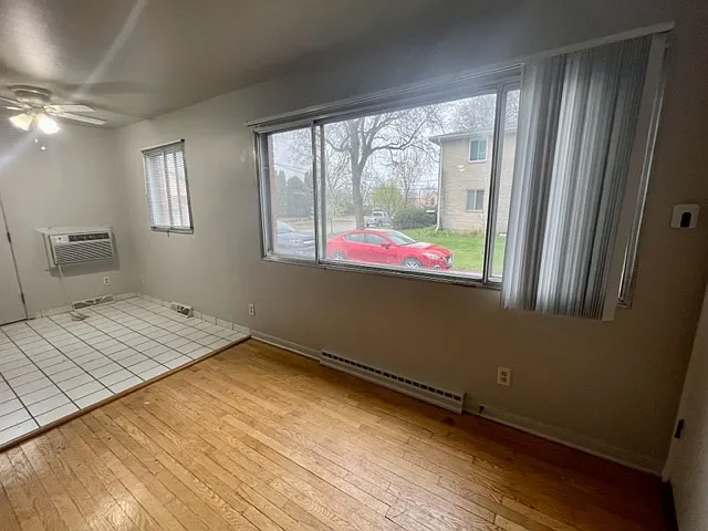 806-822 Mayfair Avenue - 822-2 — Photo 3