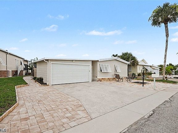2nd image of 11181 Azalea Ln