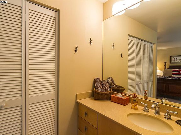5th image of 3300 Wailea Alanui Dr APT 5D