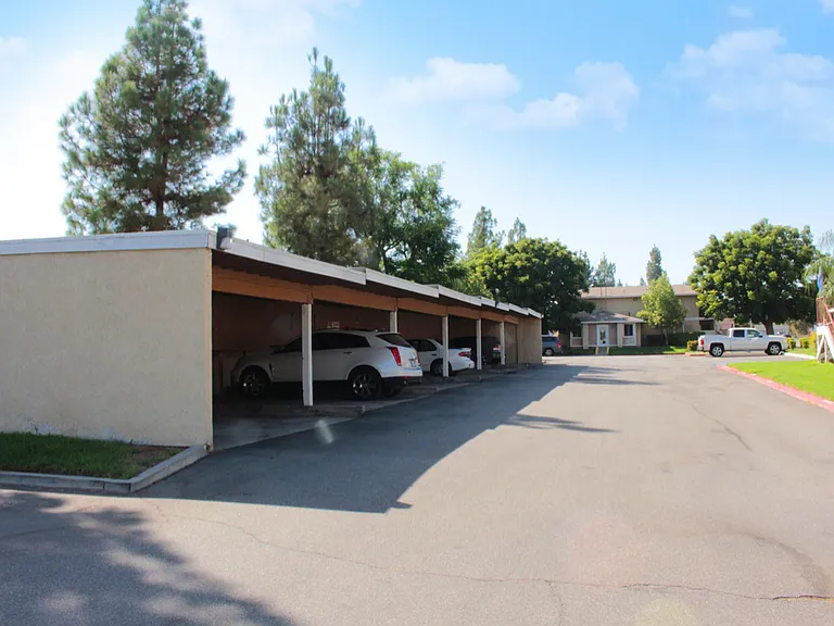 Mountain Gate Apartments — Photo 35