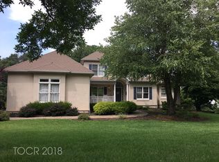 16 Split Rock Rd, North Haledon, NJ 07508