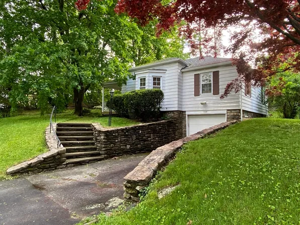 154 Beaverbrook Pkwy, Worcester, MA 01603