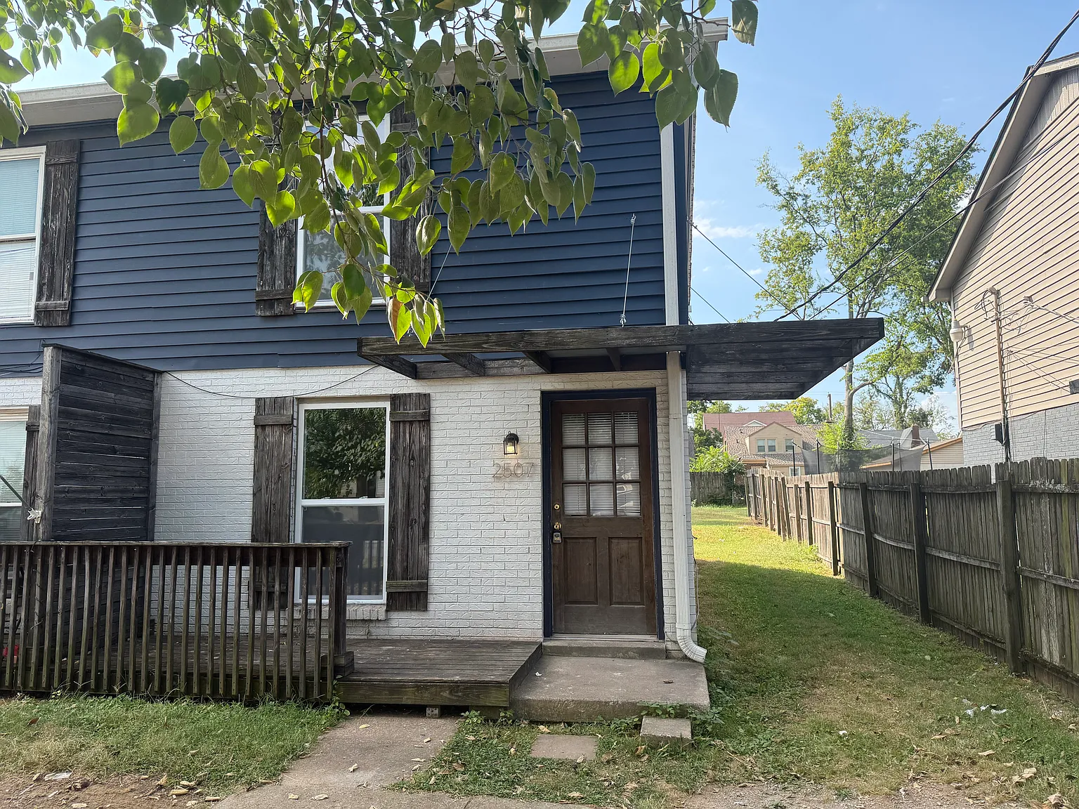 2 bed, 1.5 bath, 960 sqft, $1,425 — Photo 1