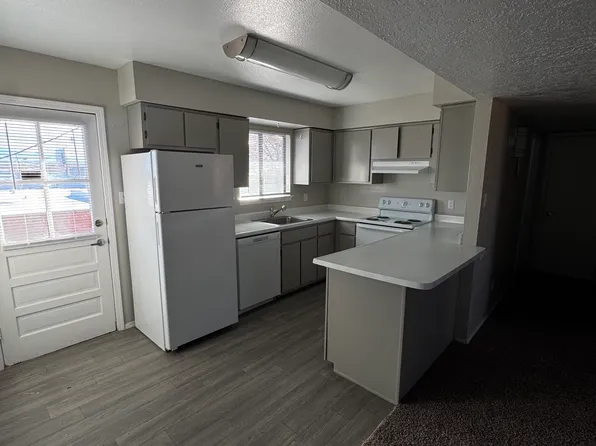 403 Aztec Rd NW, Albuquerque, NM