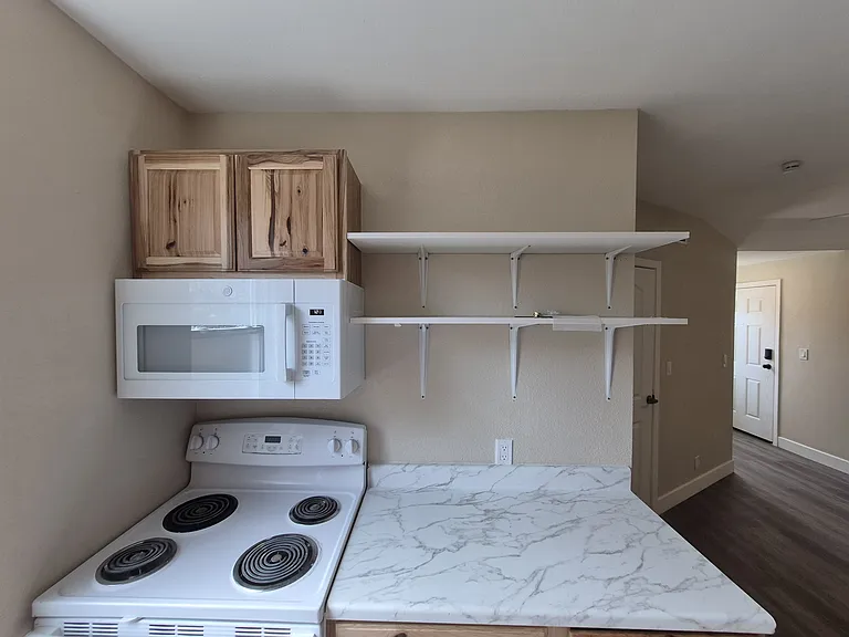4018 Sunrise Cove Dr — Photo 54