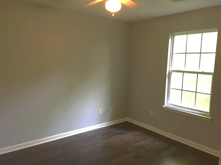 Third bedroom (upstairs)