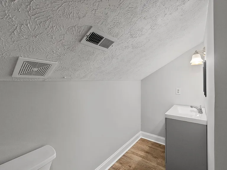 218 N Midland Ave #246 — Photo 18