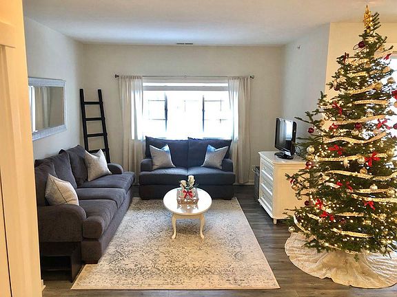 2nd image of 2455 Orchard Circle Dr APT 9