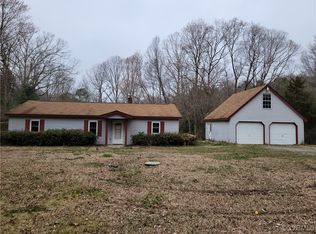 683 Oakes Landing Rd, Saluda, VA 23149