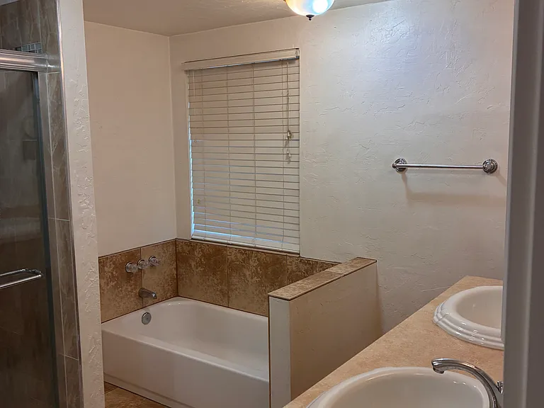 8238 E Thomas Rd — Photo 3