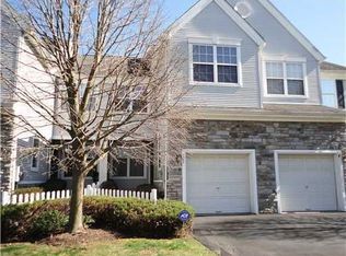 302 Crocus Ct, Dayton, NJ