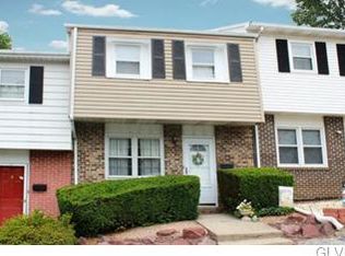 2549 Mountain Ln, Allentown, PA 18103