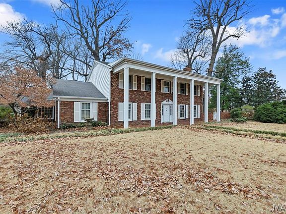 2nd image of 1111 White Oak Pl