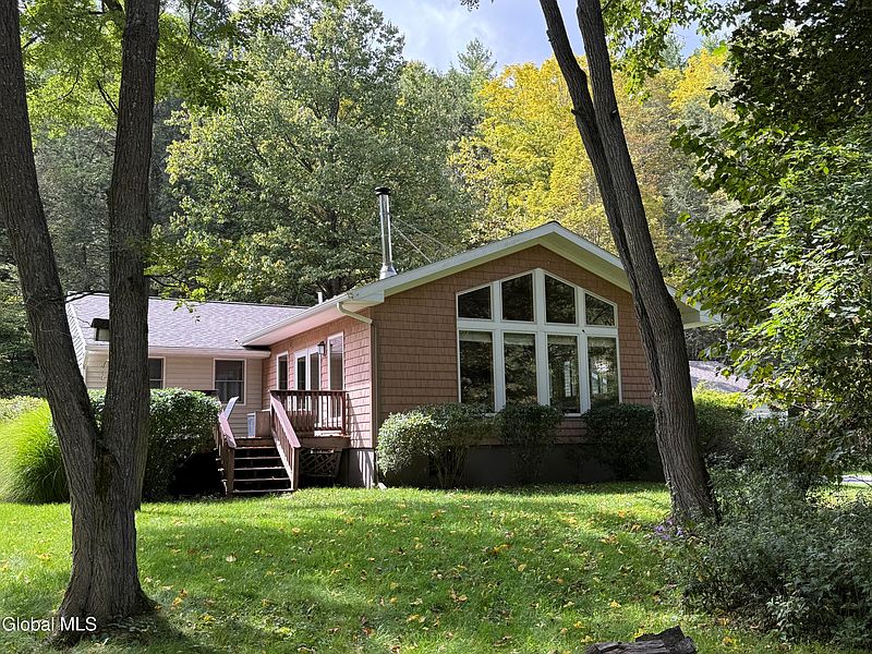 2nd image of 638 Gridley Road