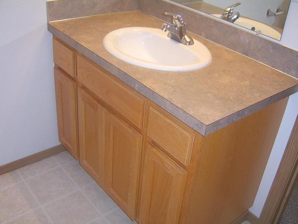 2nd image of 847 NW Teak Loop