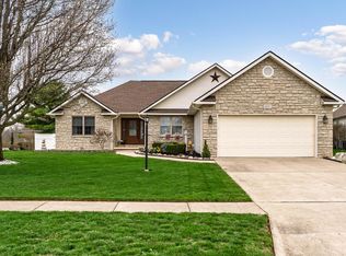 1007 Ridge Dr, Circleville, OH 43113