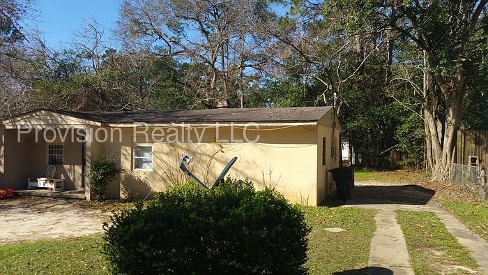 2nd image of 3100 Fairview Dr