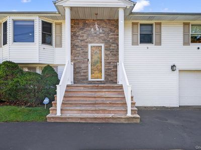 376 Clay Pitts Road, East Northport, NY, 11731