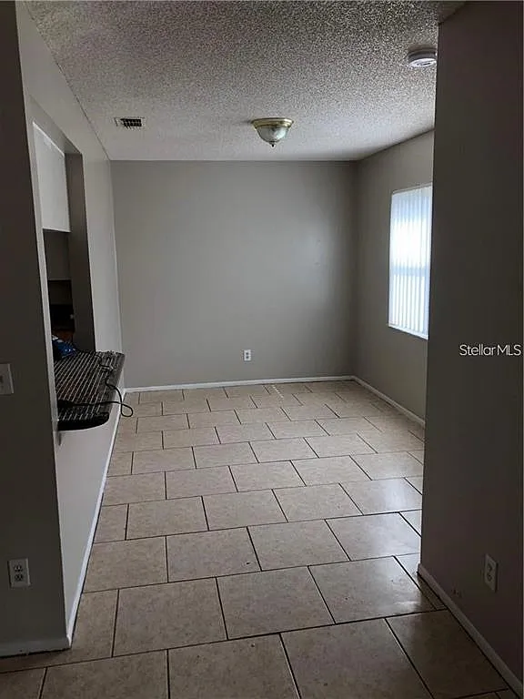 2 bed, 2.0 bath, 905 sqft, $1,550 — Photo 4