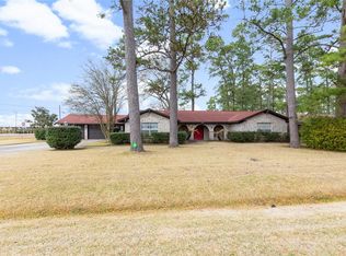 2609 Whispering Pines St, Baytown, TX 77521