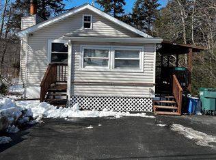 9491 Juniper Dr, Tobyhanna, PA 18466