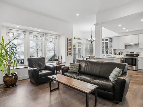 3537 W 5th Ave, Vancouver, BC V6R 1S1