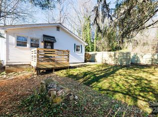 20 Cardinal Ridge Dr, Asheville, NC 28805