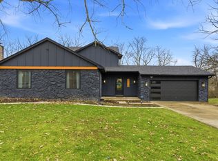 215 Mainsail Dr, Westerville, OH 43081