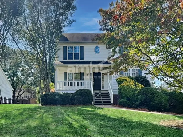 5520 Bridgegate Dr, Winston Salem, NC 27106
