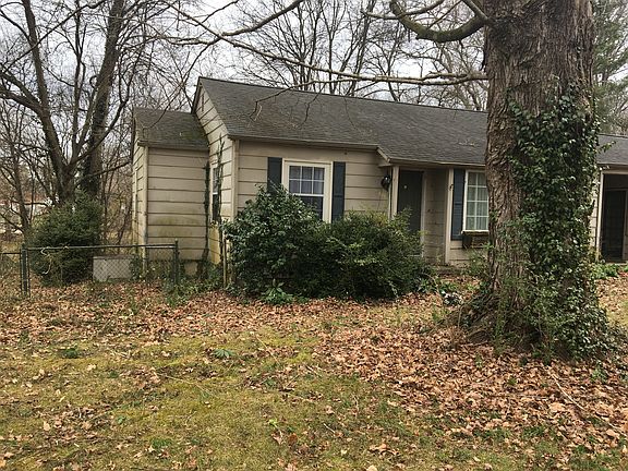 2nd image of 6008 Arcadia Dr