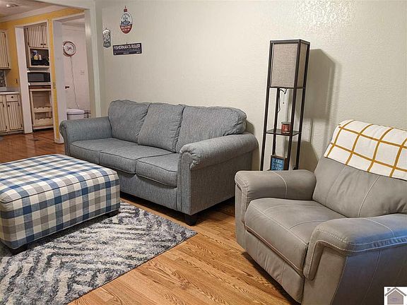 4th image of 410 Osage Ct