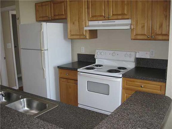 2nd image of 15145 Michelangelo Blvd #15-204